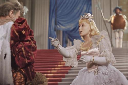 Костюм феи, как сделать своими руками. Как сделать костюм феи Винкс своими руками 23 Костюм феи, как сделать своими руками. Как сделать костюм феи Винкс своими руками 23