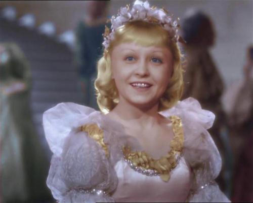 Костюм феи, как сделать своими руками. Как сделать костюм феи Винкс своими руками 24 Костюм феи, как сделать своими руками. Как сделать костюм феи Винкс своими руками 24