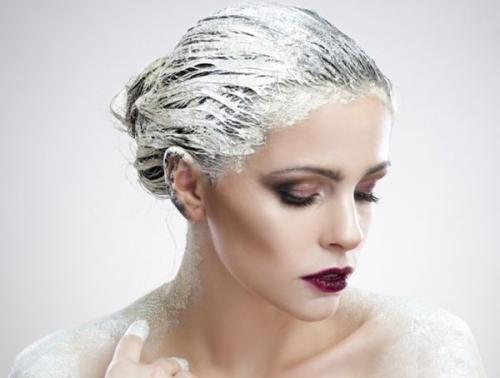 Маска для волос от жирности у корней в домашних условиях. Как правильно мыть жирные волосы, и зачем нужны маски 04 Маска для волос от жирности у корней в домашних условиях. Как правильно мыть жирные волосы, и зачем нужны маски 04