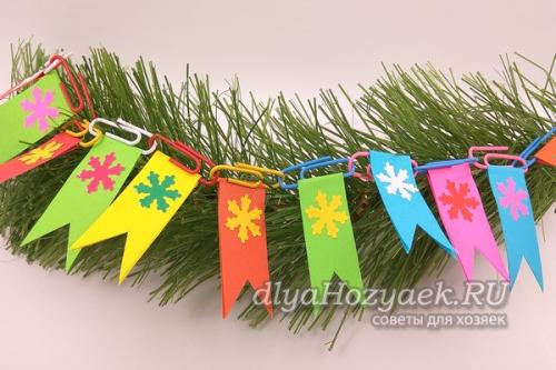 Снеговик из проволоки и гирлянды. Гирлянда-флажки из бумаги и скрепок на Новый 2020 год