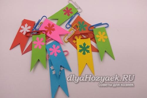 Снеговик из проволоки и гирлянды. Гирлянда-флажки из бумаги и скрепок на Новый 2020 год
