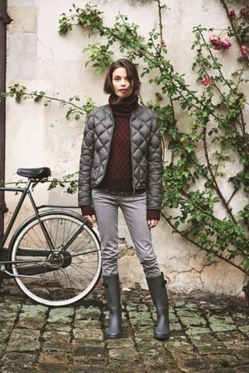 Лук с серыми джинсами. С чем носить 20 Лук с серыми джинсами. С чем носить 20