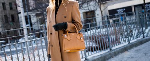 Сумка к пуховику. Какие сумки сочетаются с пуховиком 21 Сумка к пуховику. Какие сумки сочетаются с пуховиком 21