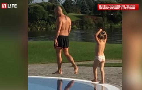 С кем живет дмитрий Нагиев сейчас 2019. Женщины в жизни Дмитрия Нагиева: кому удалось обуздать главного ловеласа российского шоу-бизнеса