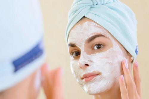 Очищающая маска для жирной кожи лица в домашних условиях. Питательные