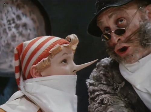 Лиса алиса костюм своими руками. Как сделать костюмы лисы Алисы и кота Базилио своими руками? 02 Лиса алиса костюм своими руками. Как сделать костюмы лисы Алисы и кота Базилио своими руками? 02