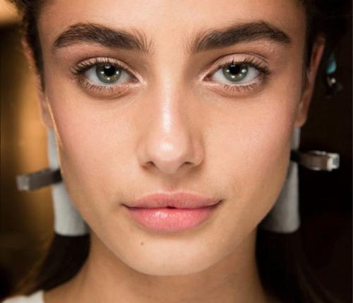 Как отрастить брови после выщипывания. Что делать, если брови не растут