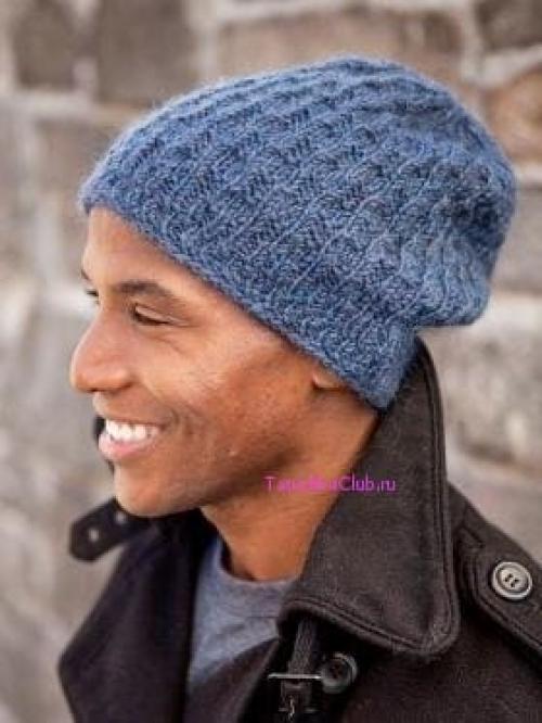 Малиновая шапка с чем носить. Как связать стильную шапочку бини?