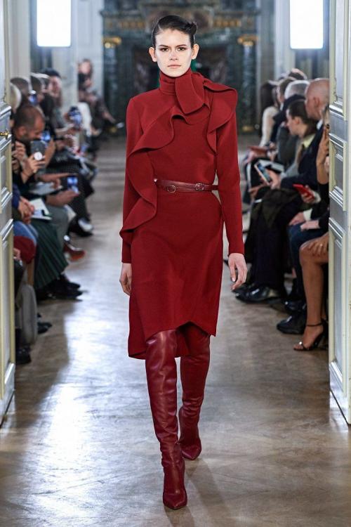 Как модно одеваться 2020. Базовый женский гардероб 2020: основные предметы одежды