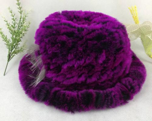 Головные уборы которые молодят. Осторожно! 15 моделей шапок, которые состарят вас на 10 лет