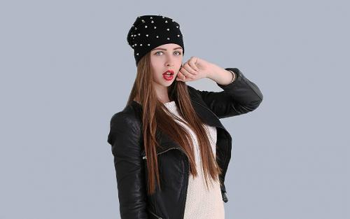 Головные уборы которые молодят. Осторожно! 15 моделей шапок, которые состарят вас на 10 лет