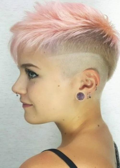 Рисунок на голове для девушек. Выбритые рисунки на голове для смелых девушек 21