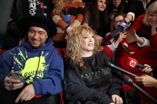 Как менялась Пугачева. Вся жизнь в 10 фото: как менялась Алла Пугачева 15 Как менялась Пугачева. Вся жизнь в 10 фото: как менялась Алла Пугачева 15