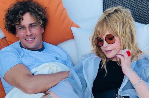 Пугачева и галкин 2019. Полупрозрачный маникюр - тренд-2020 среди популярных блогеров