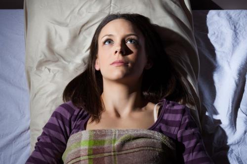 Почему просыпаешься ночью и не можешь уснуть. Что делать, если просыпаешься ночью: 5 советов, которые помогут уснуть 01 Почему просыпаешься ночью и не можешь уснуть. Что делать, если просыпаешься ночью: 5 советов, которые помогут уснуть 01