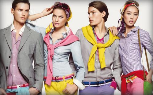 Одежда цвет мокко. Цвет мокко Мокко — один из самых интересных базовых цветов. Несмотря на расхожее мнение, палитра цветов мокко не исчерпывается только интенсивным коричневым оттенком, в нее входят, как светлые, так и более темные тона. 09