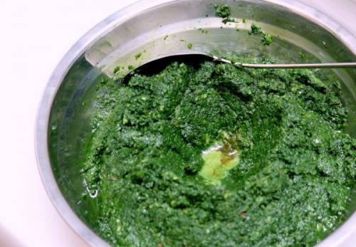 Листья хрена в кулинарии.