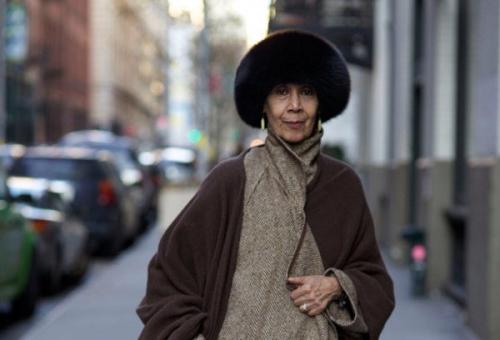 Какой головной убор носить с пуховиком женщин.   Виды и фасоны головных уборов 28