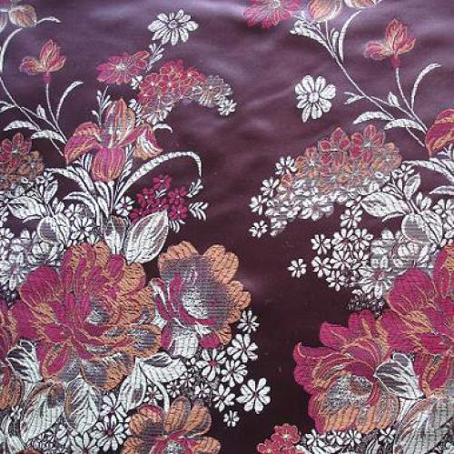 Чем отличается Блузка от рубашки. Летние блузы Блузка или рубашка есть в гардеробе каждой представительницы прекрасного пола. При этом далеко не все знают, чем они отличаются. А ведь это абсолютно разная одежда, подходящая под определенный образ. 23