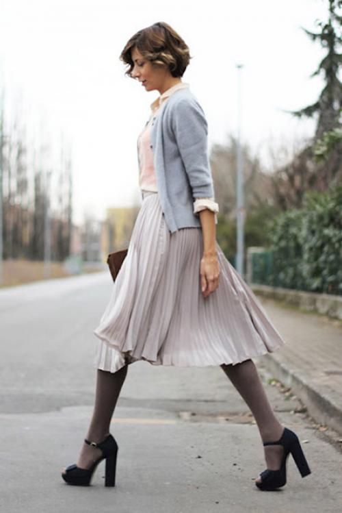 Серый кардиган с капюшоном. Варианты сочетания разных вариантов моделей