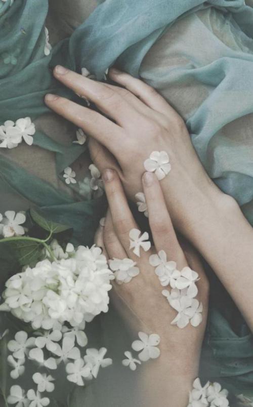 Как выглядеть сногсшибательно каждый день в школу. 12 трюков, которые помогут выглядеть сногсшибательно без макияжа