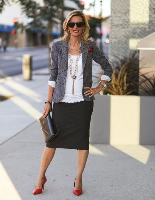 Мода лето 2019 платья на каждый кому з.  Летние платья 2019 для женщин элегантного возраста 12 Мода лето 2019 платья на каждый кому з.  Летние платья 2019 для женщин элегантного возраста 12