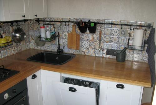 Правила соблюдения чистоты на кухне в офисе. Как убирать кухню