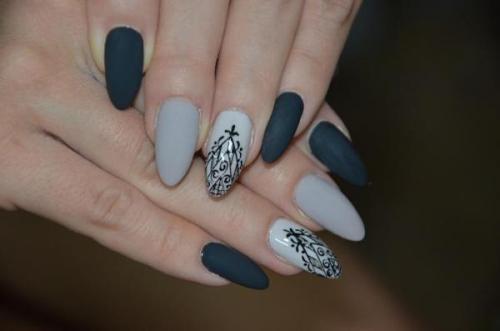 Маникюр кому з. Какой маникюр испортит внешний вид женщины старше 40 лет