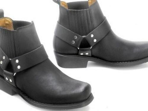 С чем носить сапоги гармошка. Сапоги-гармошка возвращаются в моду, но теперь они стали круче 32 С чем носить сапоги гармошка. Сапоги-гармошка возвращаются в моду, но теперь они стали круче 32