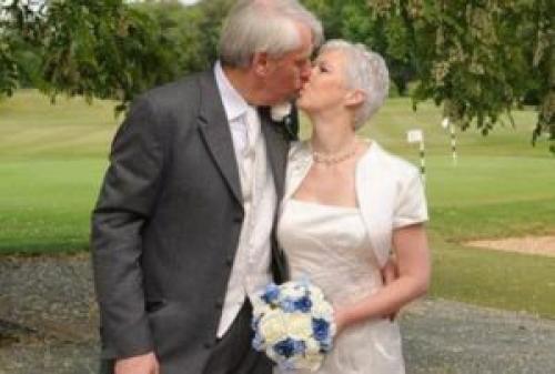 Замуж в 50 лет за и против мнение. Брак после 50 лет: за и против