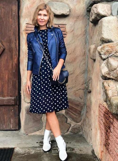 С чем носить сапоги казаки женские. Смотрятся потрясающе: казаки — самая модная обувь этой осени, как носить