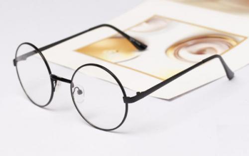 Модные очки для зрения 2019 женские. Модные тренды оправ для очков 2019