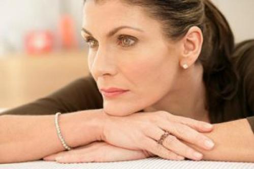 Замуж в 50 лет за и против мнение. Брак после 50 лет: за и против