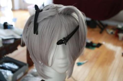 Как привести в порядок парик из искусственных волос. Бережно расчесываем