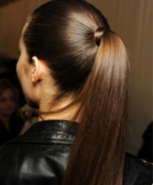 Как закалывать длинные волосы заколками. Как заколоть волосы (38 фото) необычно и красиво!