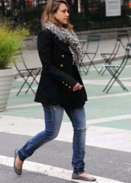 С чем носить длинное прямое пальто. С ЧЕМ КОМБИНИРОВАТЬ МАКСИ-ПАЛЬТО 31 С чем носить длинное прямое пальто. С ЧЕМ КОМБИНИРОВАТЬ МАКСИ-ПАЛЬТО 31