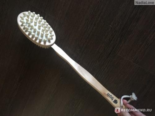 Щетка массажер от целлюлита. Массажная щетка от целлюлита: виды, отзывы, как пользоваться в домашних условиях