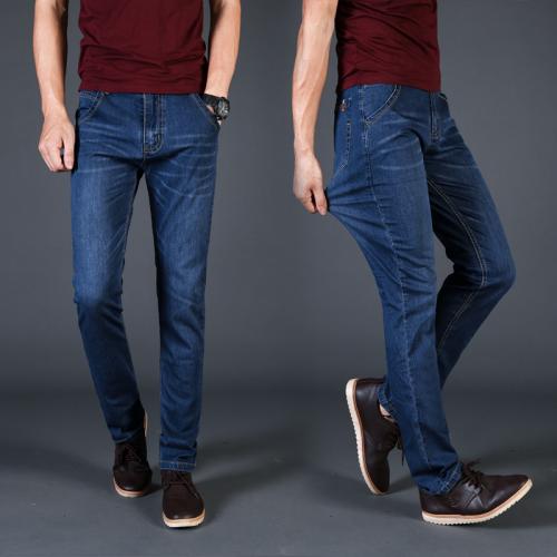 Как носить джинсы мужчинам. Особенности модели