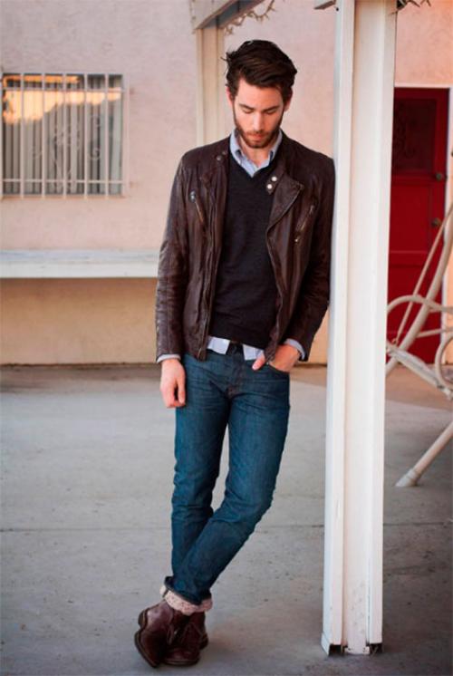 Как носить джинсы мужчинам. Особенности модели