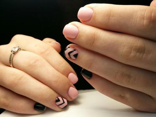 Цвет лака для коротких пальцев. Особенности маникюра на короткие ногти