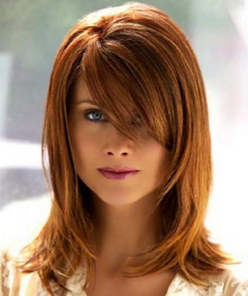 Модные стрижки на полное лицо 2019. Самые удачные стрижки для полных дам, которые будут модными в 2019 году — 25 фото 23