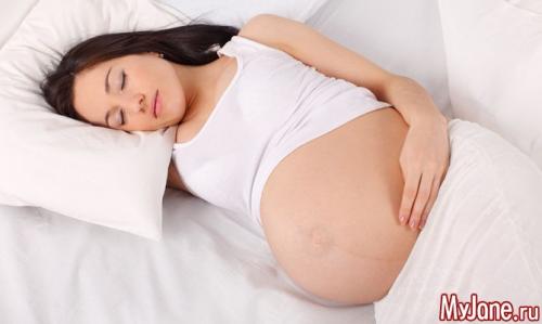 Можно ли беременным спать на жестком матрасе. Комфортная беременность –, как улечься поудобнее