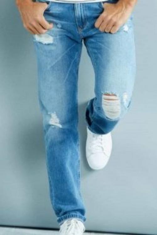 Обувь под рваные джинсы мужские. Обувь под мужские джинсы, учитывая фасон