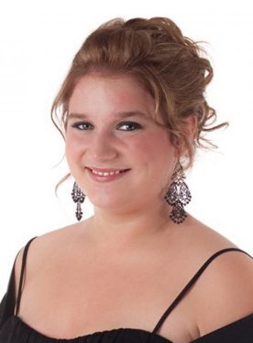 Вечерняя прическа для полного лица. Вечерние прически для полного лица