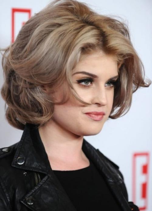 Прически для полного лица длинные волосы. Особенности стрижек для полных