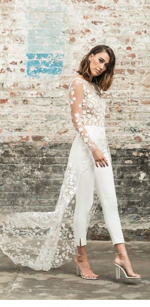 Элегантный образ с джинсами. Как составить вечерний образ с джинсами?