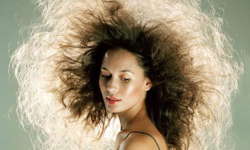 Как правильно ухаживать за волосами, чтобы избежать их торчания. Все про уход и укладку непослушных волос: рекомендации и советы, что делать и как защищать?