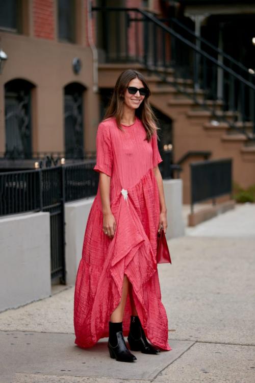 Интересные фасоны платьев. Шикарные вечерние платья 2022 – ТОП-100. Актуальные модели и цвета 26 Интересные фасоны платьев. Шикарные вечерние платья 2022 – ТОП-100. Актуальные модели и цвета 26