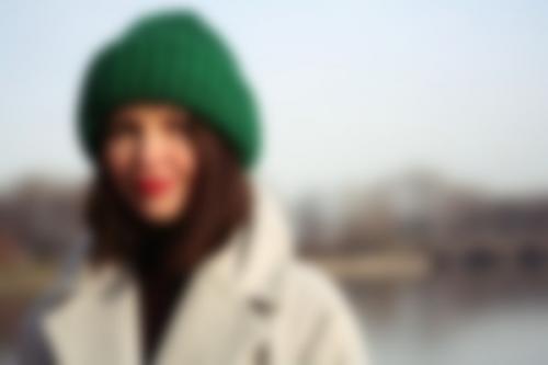 Пальто и шапка ушанка. Как носить меховую шапку-ушанку 07