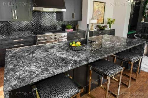 Как предотвратить появление пятен на натуральных пористых материалах летом. Как предотвратить появление пятен на столешнице из мрамора?